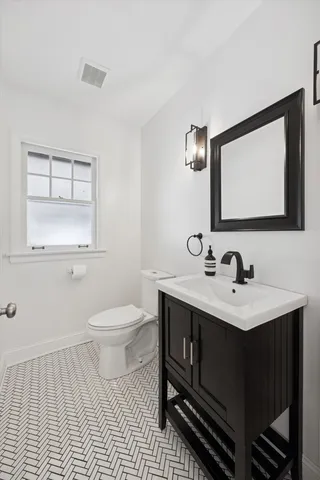 $799,000 | 310 Leitch Avenue, La Grange, IL 60525