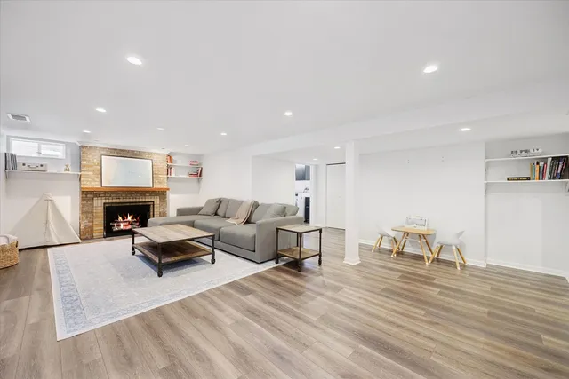 $799,000 | 310 Leitch Avenue, La Grange, IL 60525