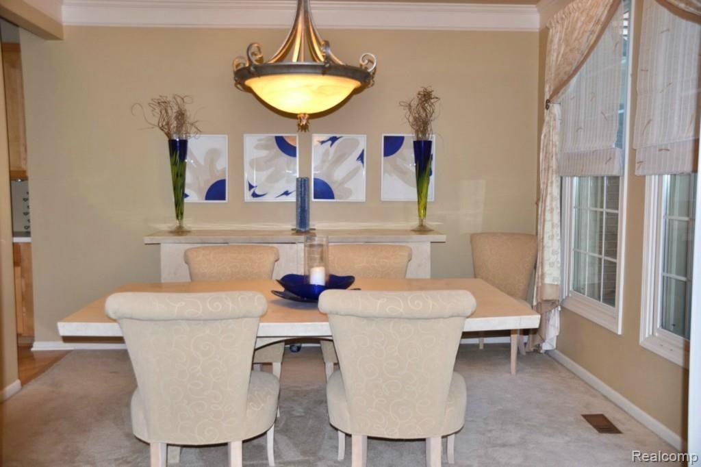 3120 Castleton Court Rochester, MI 48306 - Photo 13 of 40 Formal Dining Room