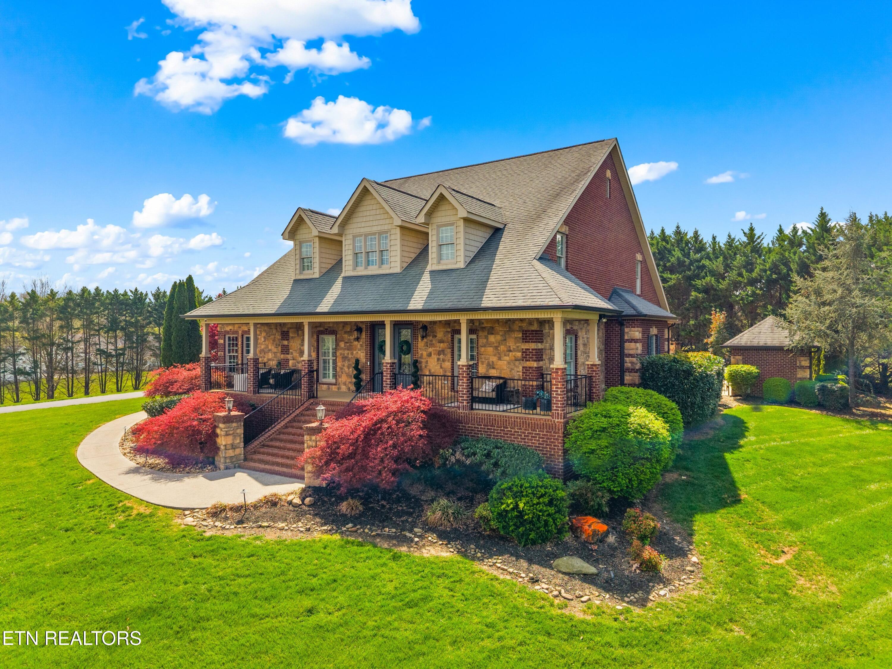 1316 Conner View Sevierville, TN 37862 - Photo 3 of 58 062-1316ConnerViewCourt-Sevierville-TN-3