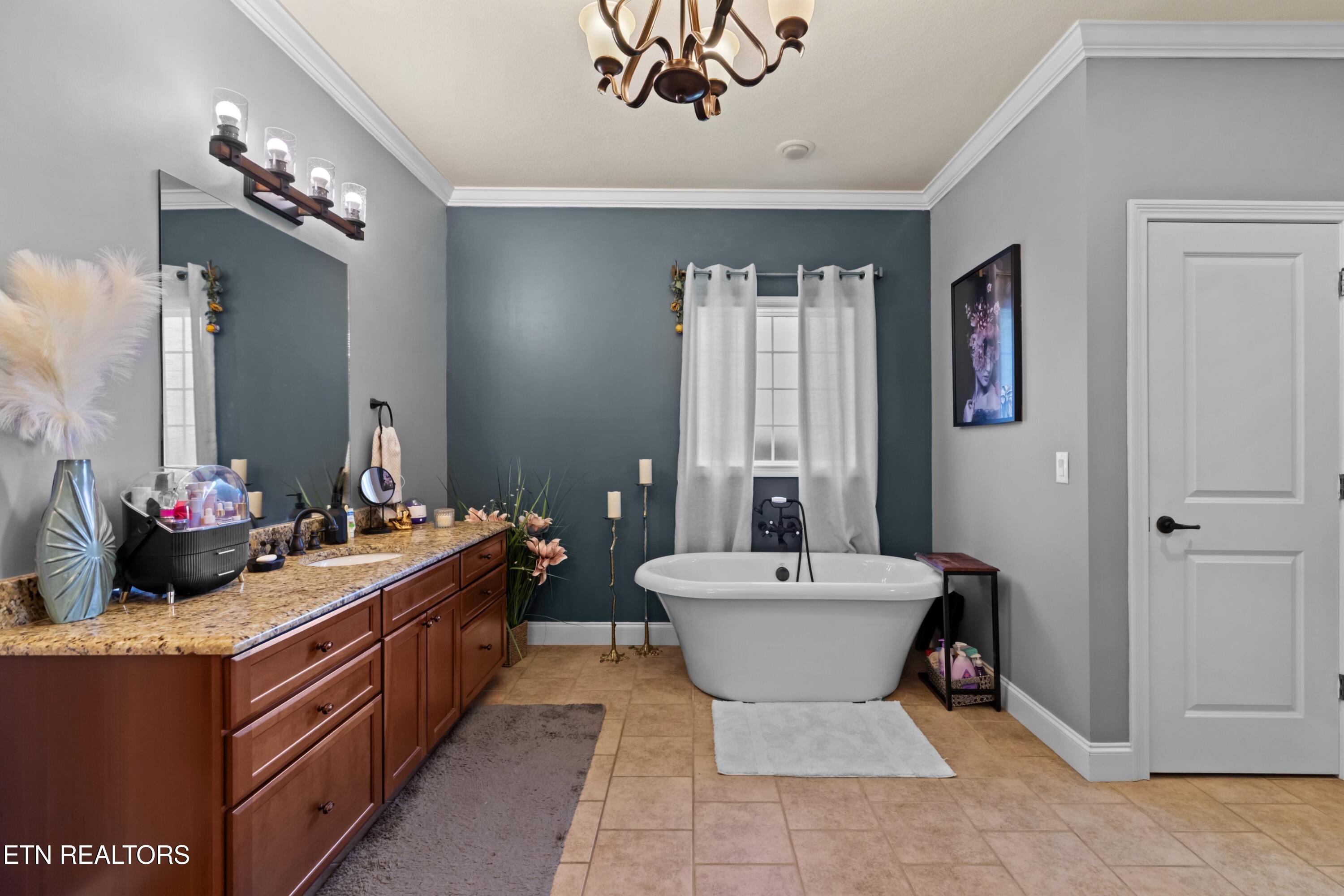 1316 Conner View Sevierville, TN 37862 - Photo 39 of 58 Master BA