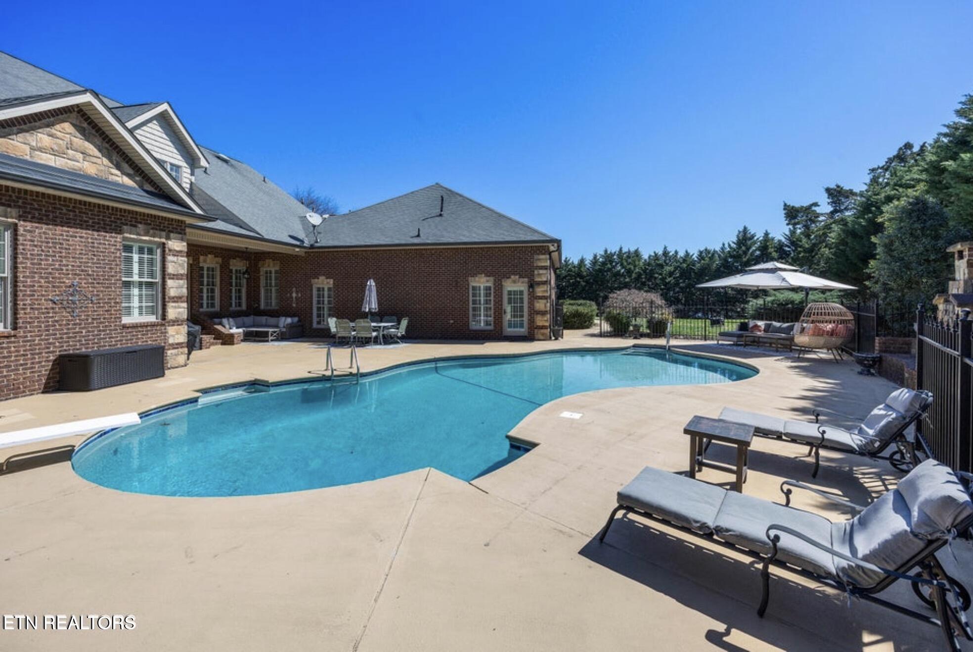 1316 Conner View Sevierville, TN 37862 - Photo 5 of 58 IMG_8129