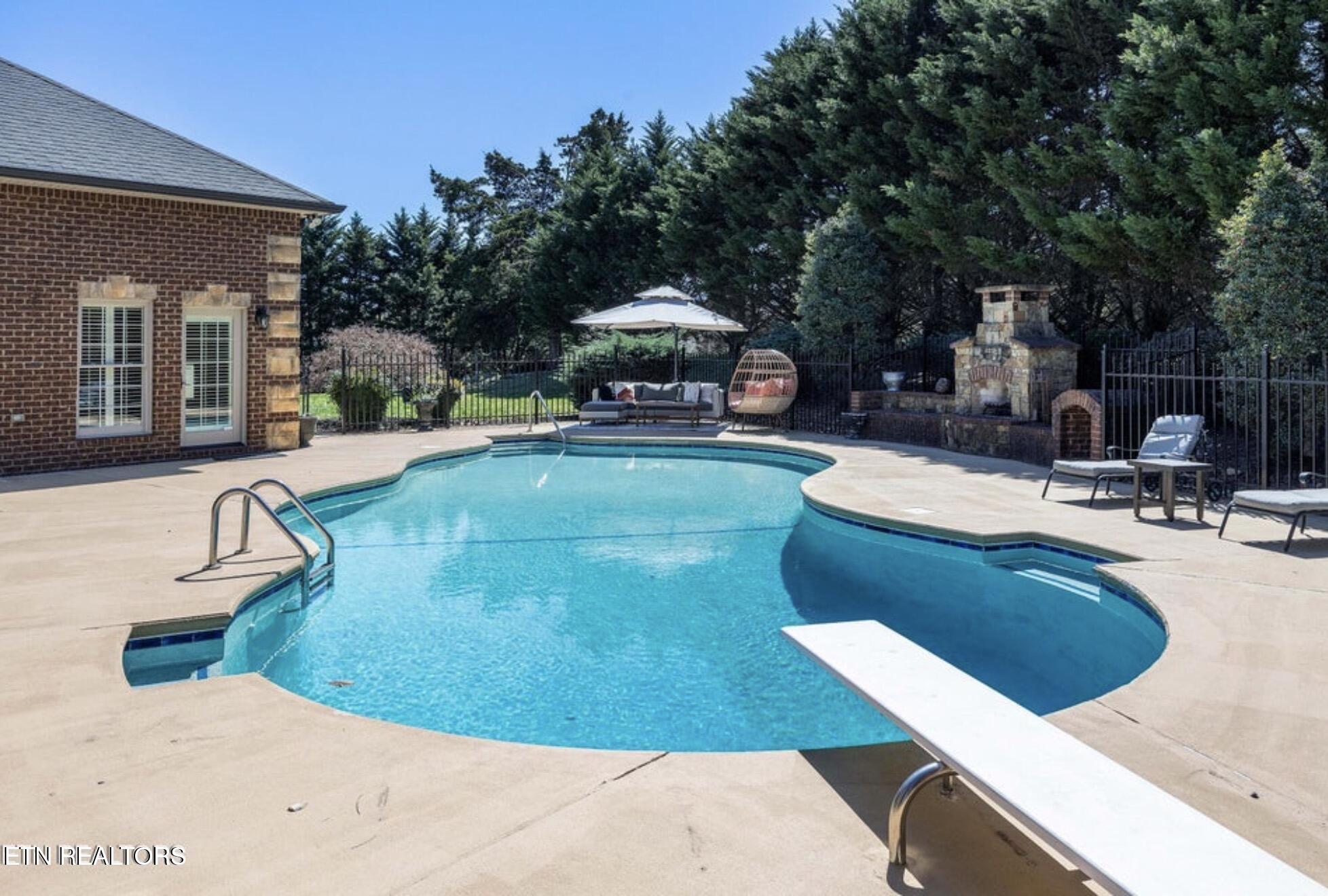 1316 Conner View Sevierville, TN 37862 - Photo 6 of 58 IMG_8128