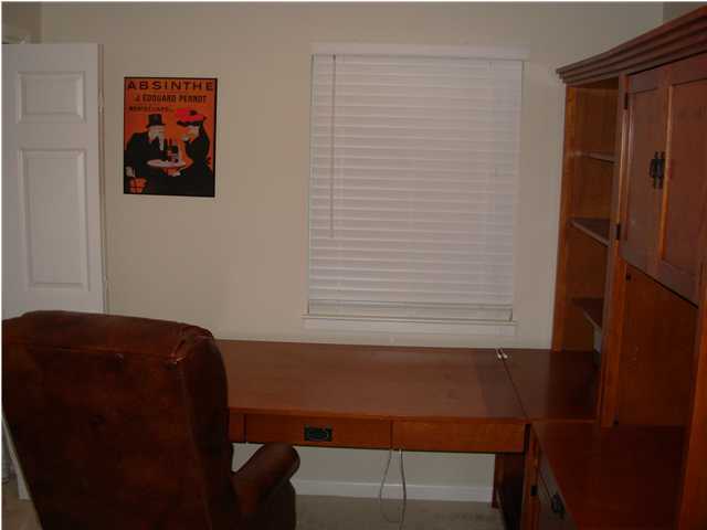 44 Berwick Circle, Unit 2 Shalimar, FL 32579 - Photo 11 of 12