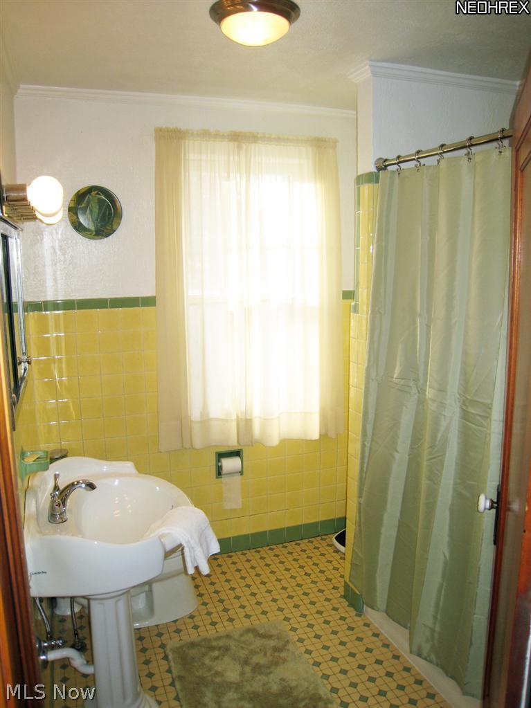 4078 Manchester Road Akron, OH 44319 - Photo 14 of 25