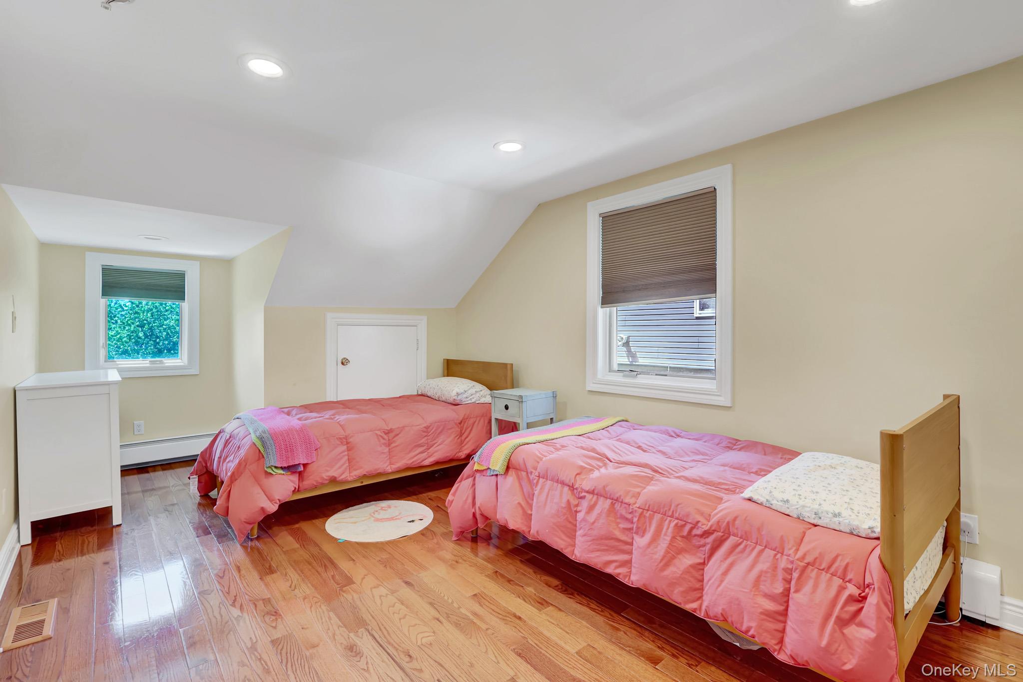 360 Westminster Road Cedarhurst, NY 11516 - Photo 25 of 31