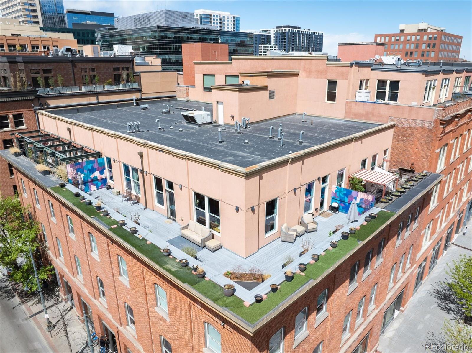 1501 Wazee Street, Unit 4B Denver, CO 80202 - Photo 33 of 49 an aerial view of a balcony