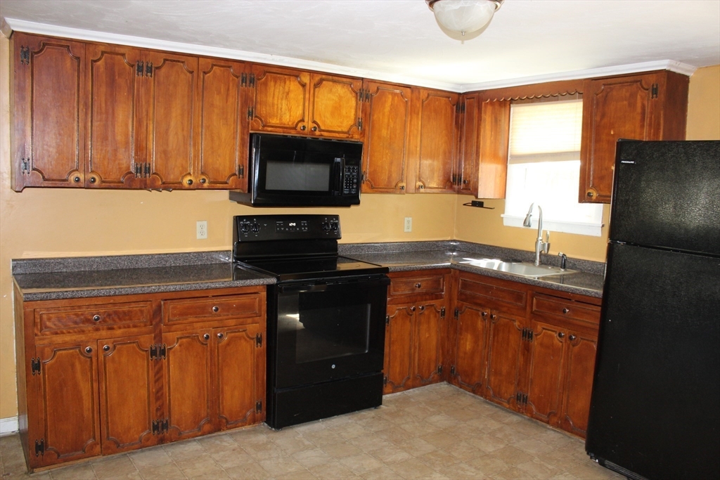 35 Nashoba Road Charlton, MA 01507 - Photo 12 of 27 Gallery Image 12