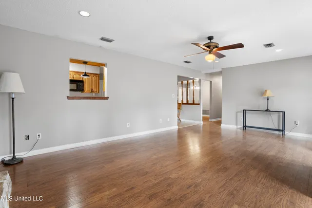 $262,500 | 831 Graveline Road, Gautier, MS 39553