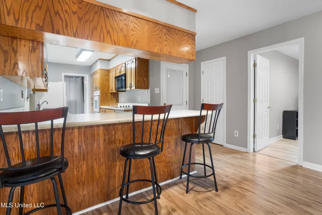 $262,500 | 831 Graveline Road, Gautier, MS 39553