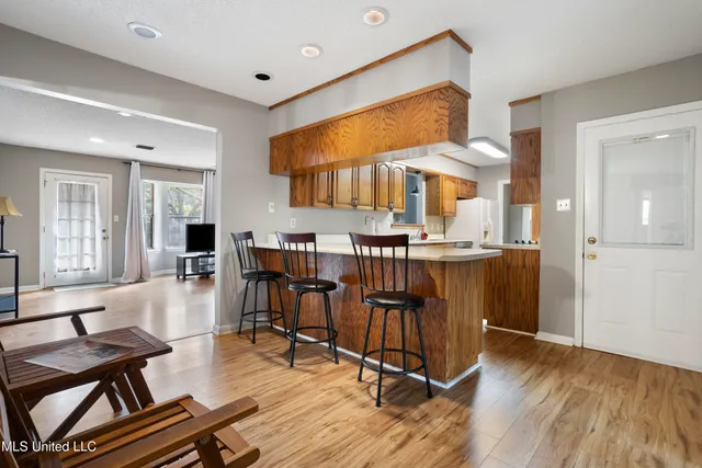 $262,500 | 831 Graveline Road, Gautier, MS 39553