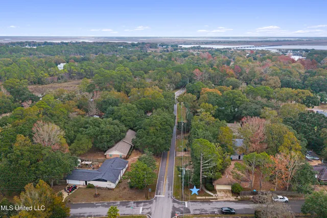 $262,500 | 831 Graveline Road, Gautier, MS 39553