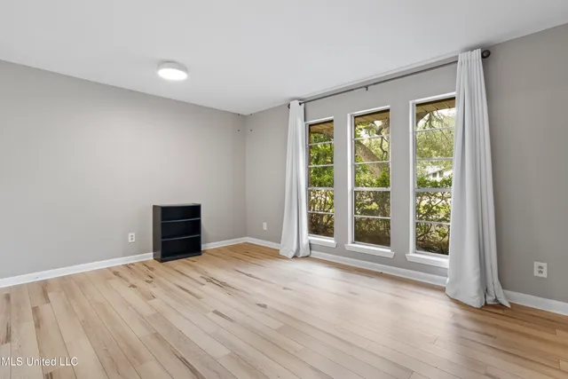 $262,500 | 831 Graveline Road, Gautier, MS 39553