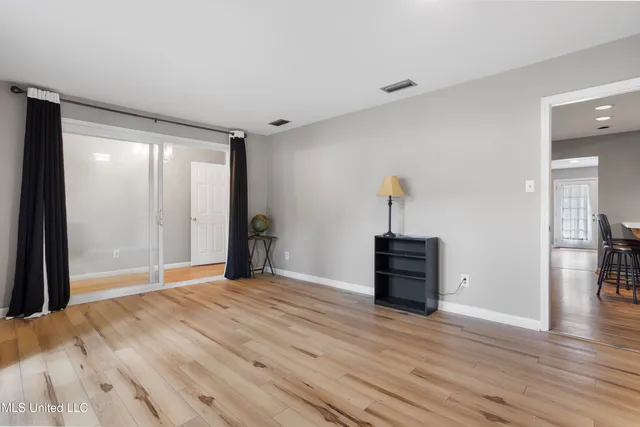 $262,500 | 831 Graveline Road, Gautier, MS 39553