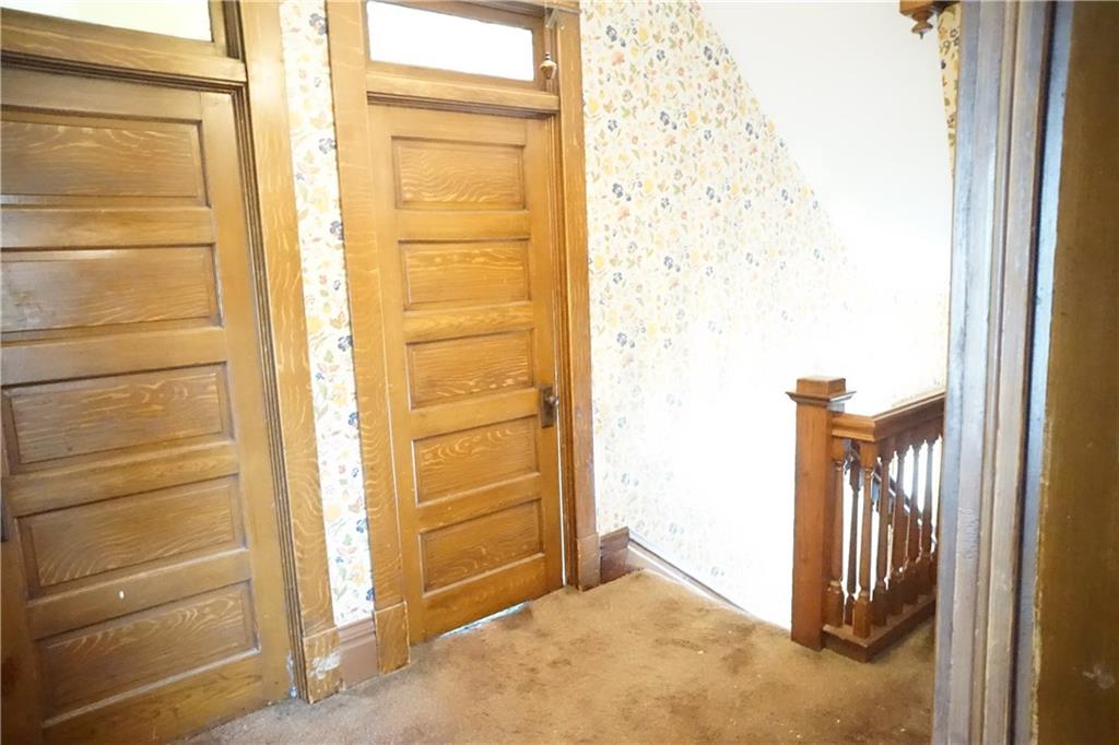 607 3rd Street Butler, PA 16001 - Photo 11 of 24