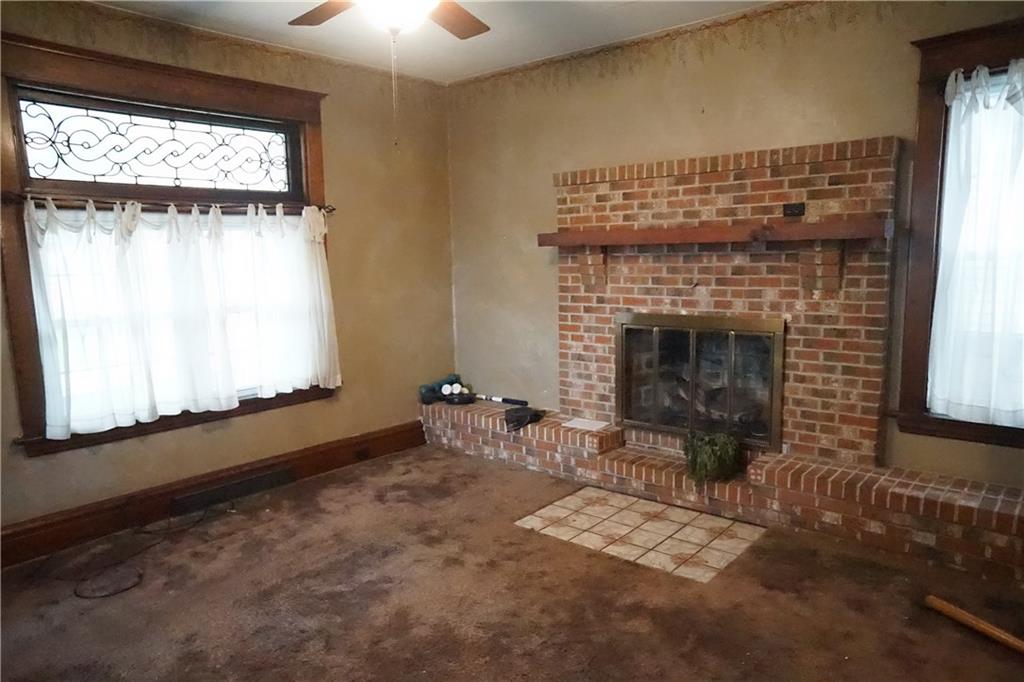 607 3rd Street Butler, PA 16001 - Photo 3 of 24