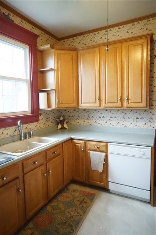 607 3rd Street Butler, PA 16001 - Photo 7 of 24