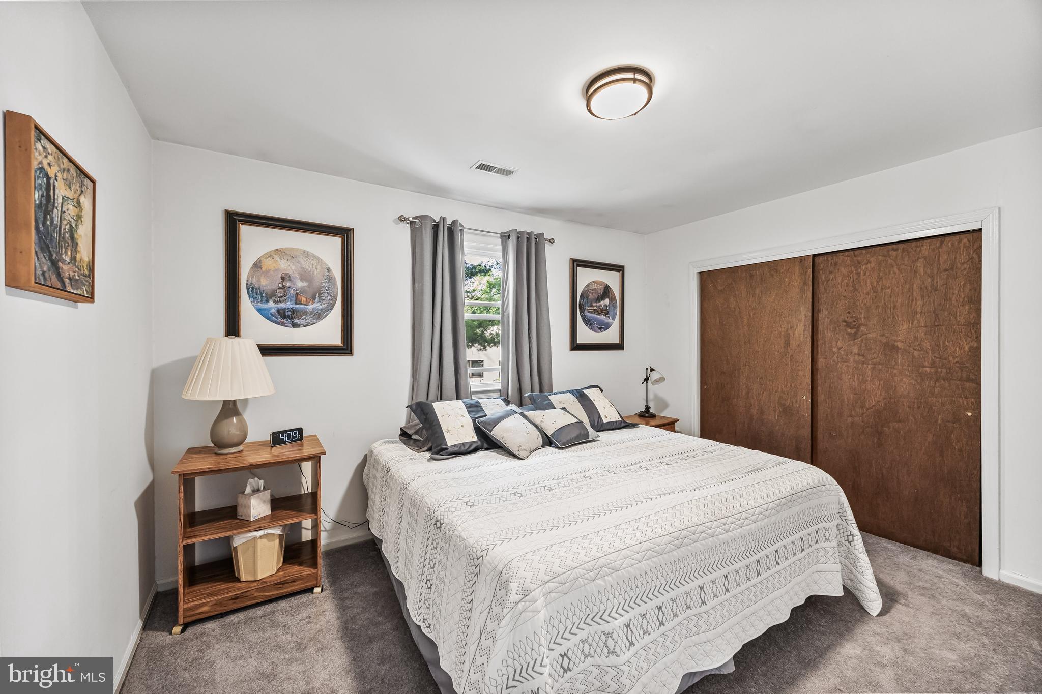 105 Hart Road Cherry Hill, NJ 08034 - Photo 35 of 53