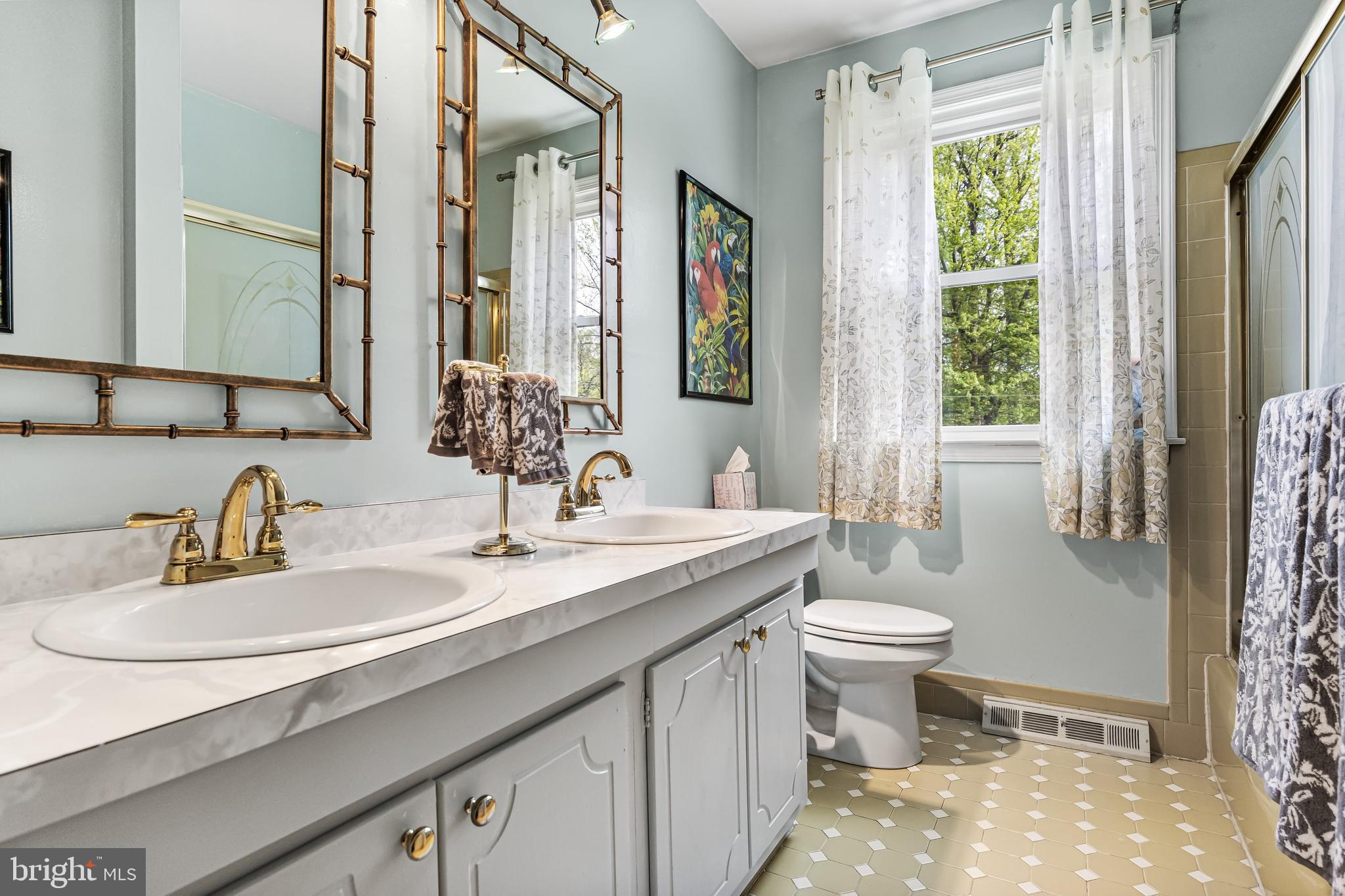 105 Hart Road Cherry Hill, NJ 08034 - Photo 36 of 53