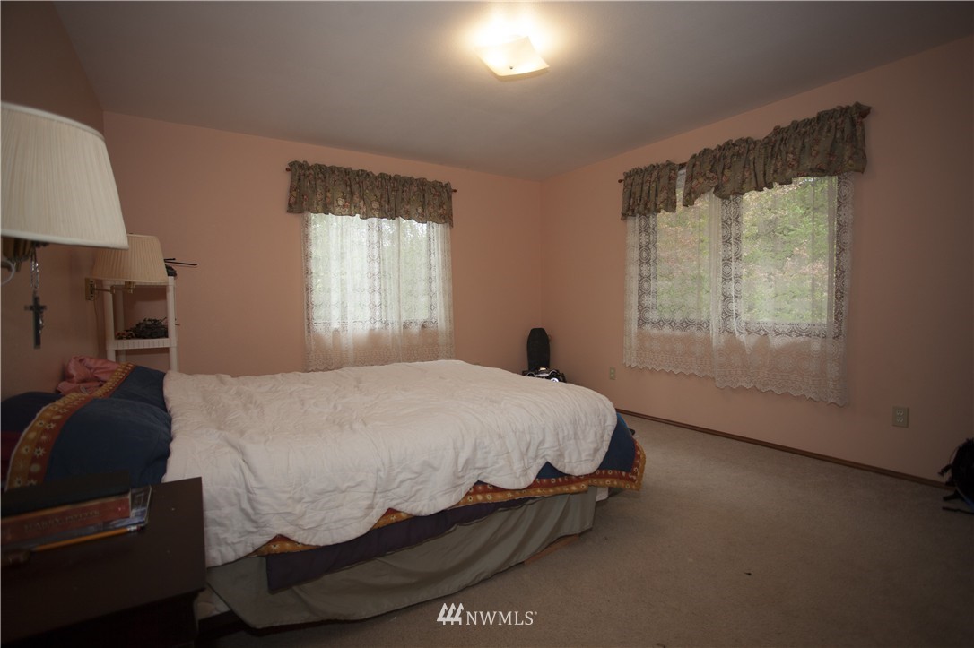 70 Strawberry Hill Road Elma, WA 98541 - Photo 13 of 20 Gallery Image 13