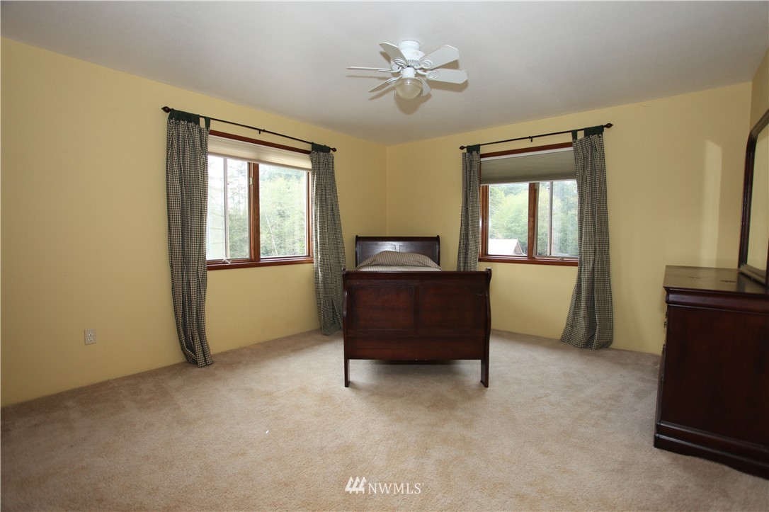 70 Strawberry Hill Road Elma, WA 98541 - Photo 14 of 20 Gallery Image 14