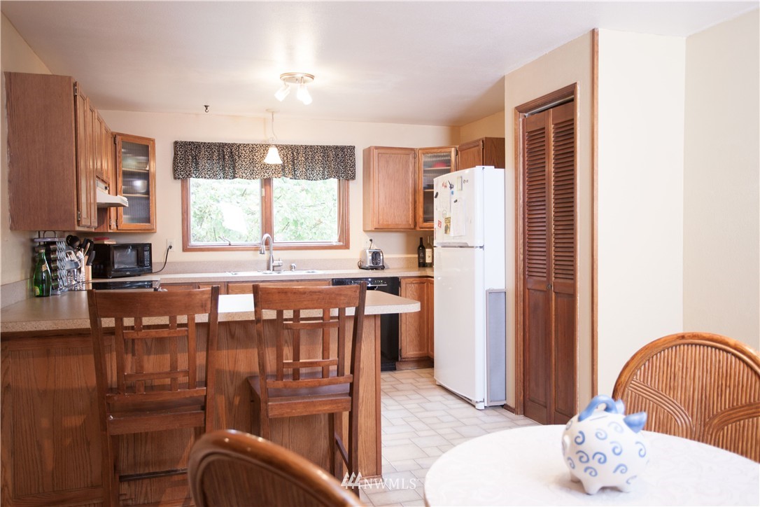 70 Strawberry Hill Road Elma, WA 98541 - Photo 4 of 20 Gallery Image 4