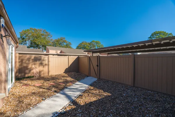 $185,000 | 2445 Briarwest Boulevard, Houston, TX 77077