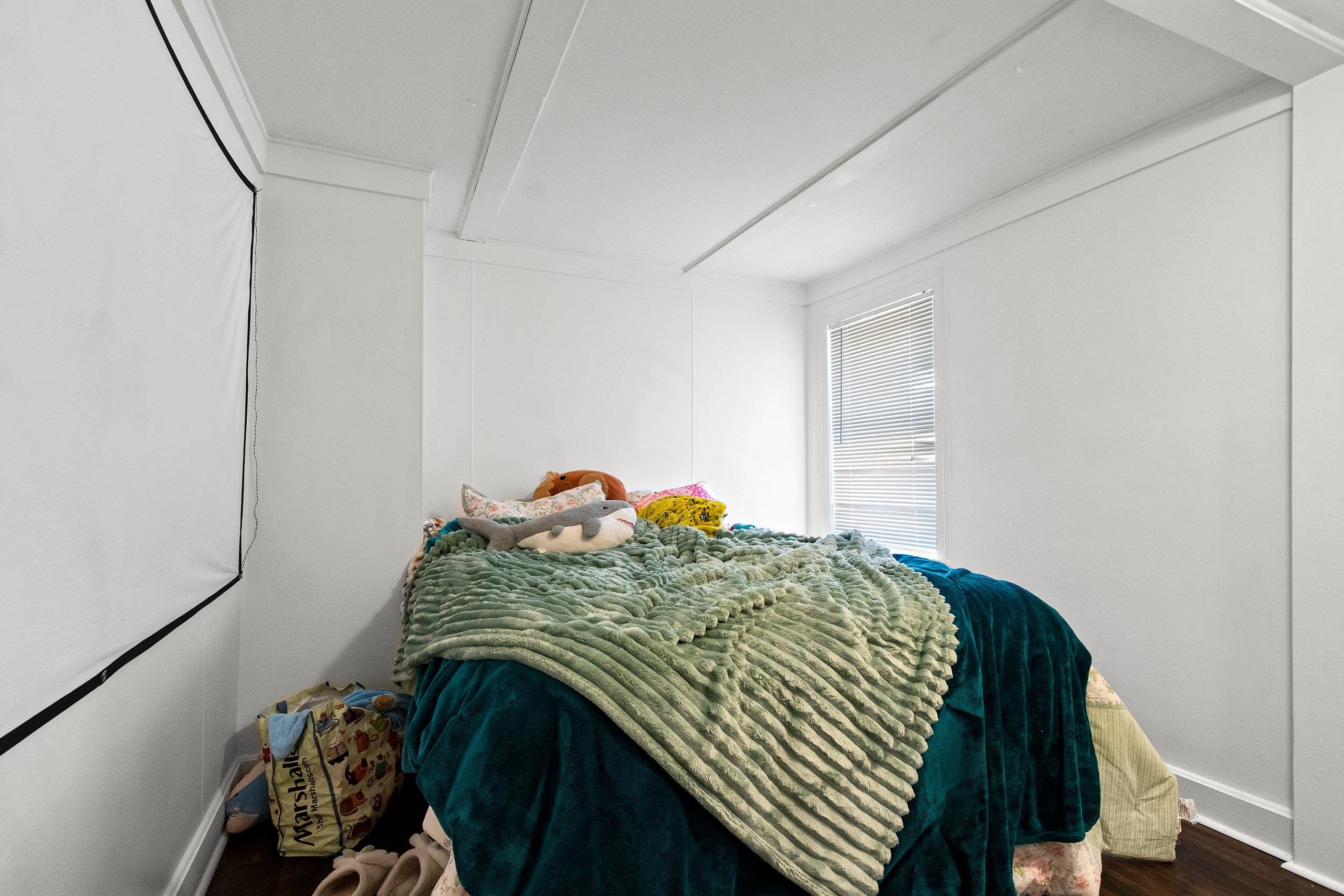 417 Fulton Street De Pere, WI 54115 - Photo 19 of 26