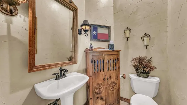 $879,000 | 5288 Bennett Road, Millsap, TX 76066