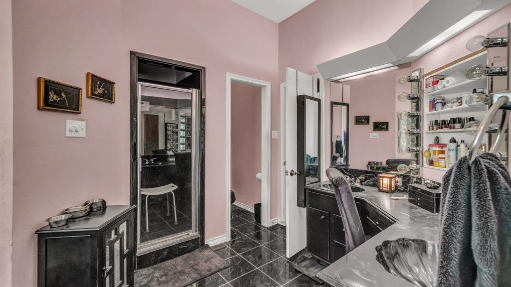 5288 Bennett Road Millsap, TX 76066 - Photo 23 of 40