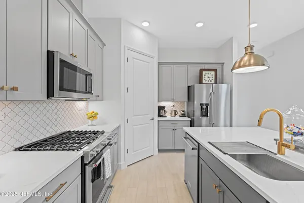 $369,000 | 985 Rustic Mill Dr Street, St. Augustine, FL 32092