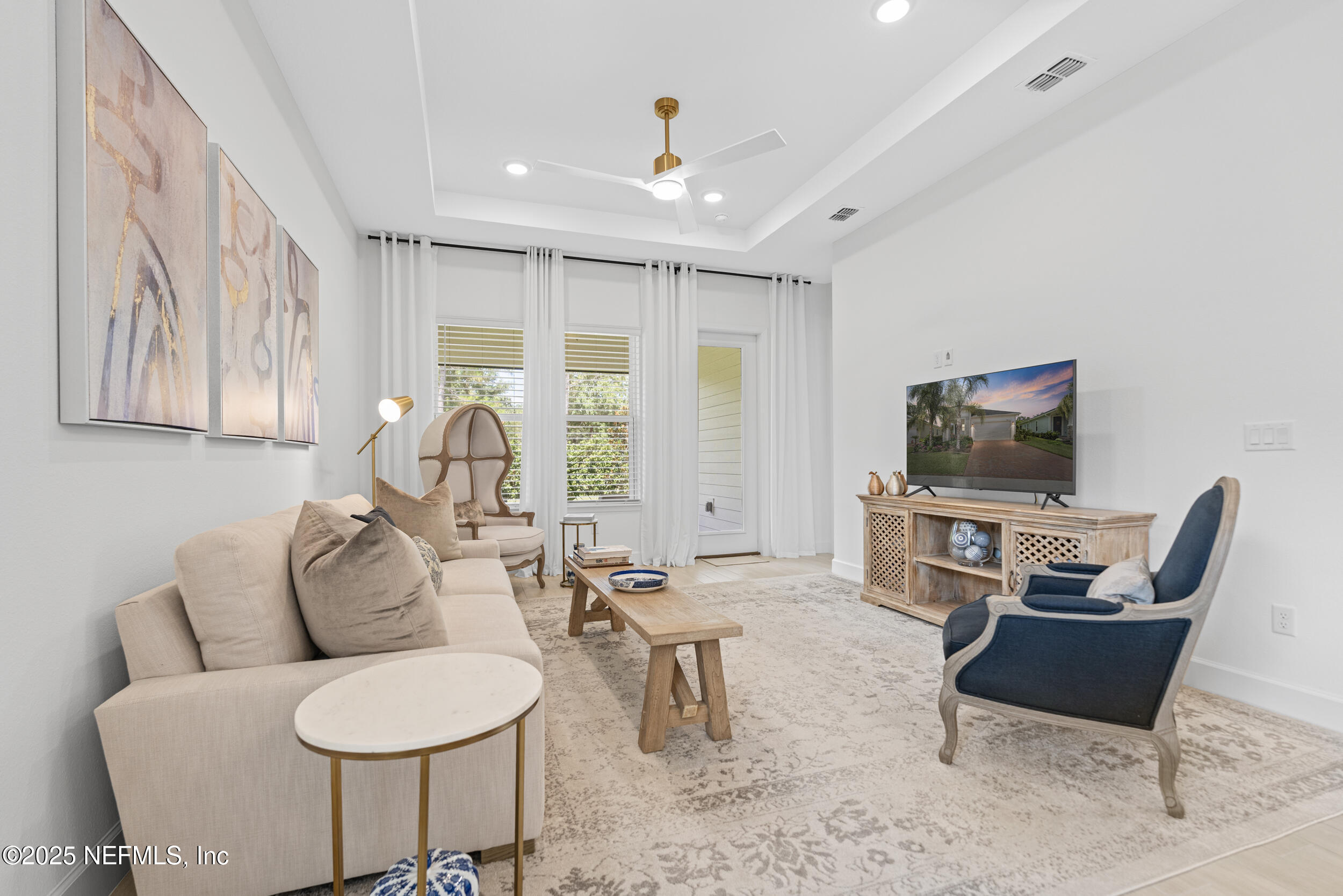 985 Rustic Mill Dr Street St. Augustine, FL 32092 - Photo 29 of 65 Living Room