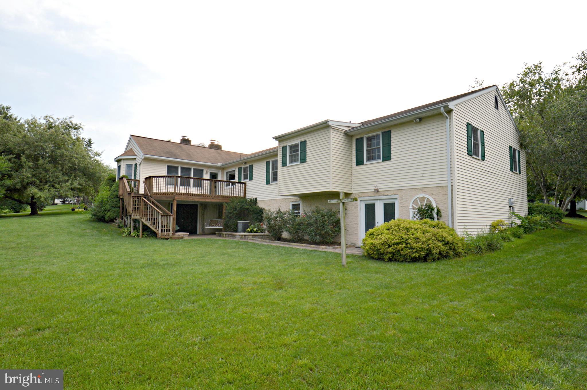 114 Pleasant View Drive Lititz, PA 17543 - Photo 25 of 26 Rear view