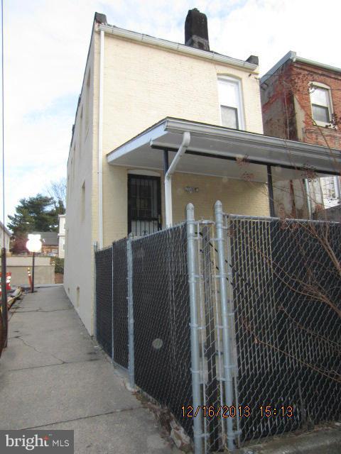 3716 Falls Road Baltimore, MD 21211 - Photo 3 of 13 Exterior (Rear)