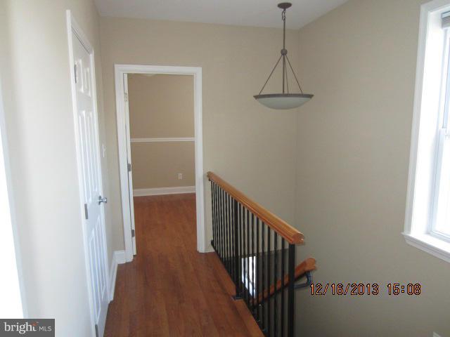 3716 Falls Road Baltimore, MD 21211 - Photo 10 of 13 Upper Landing