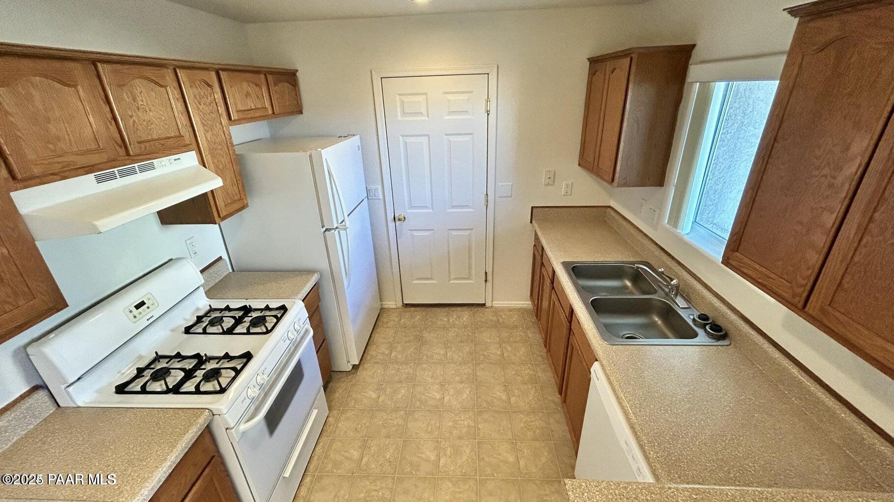 3101 North Corrine Drive, Unit 1 Prescott Valley, AZ 86314 - Photo 12 of 16