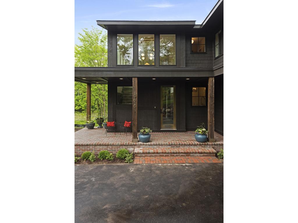 19615 Manor Road Deephaven, MN 55331 - Photo 2 of 24