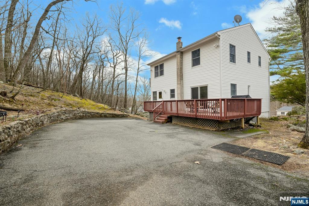 229 White Meadow Road Rockaway, NJ 07866 - Photo 36 of 49