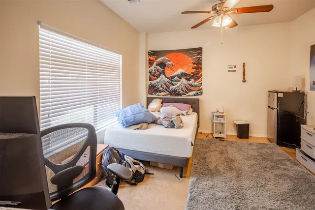 $499,999 | 910 West 25th Street, Unit 403, Austin, TX 78705