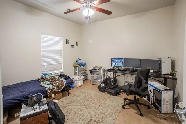 $499,999 | 910 West 25th Street, Unit 403, Austin, TX 78705