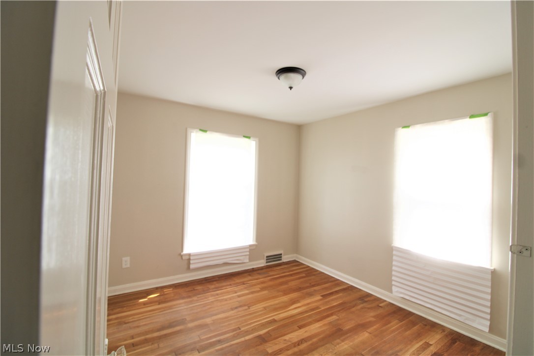 3643 Randolph Road Cleveland, OH 44121 - Photo 10 of 27