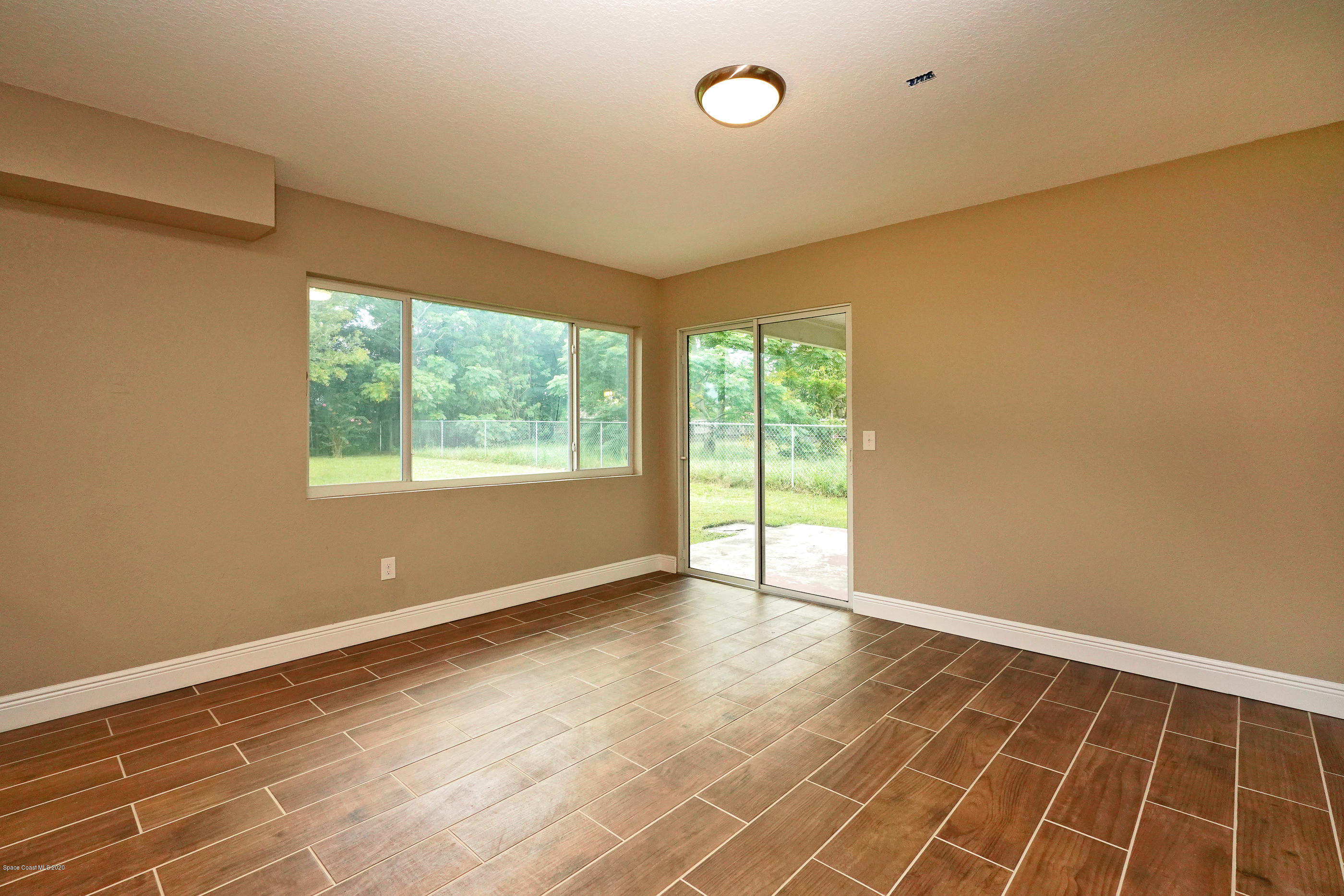 1260 Freil Road Northeast Palm Bay, FL 32905 - Photo 11 of 24 1260 Freil Rd NE-14