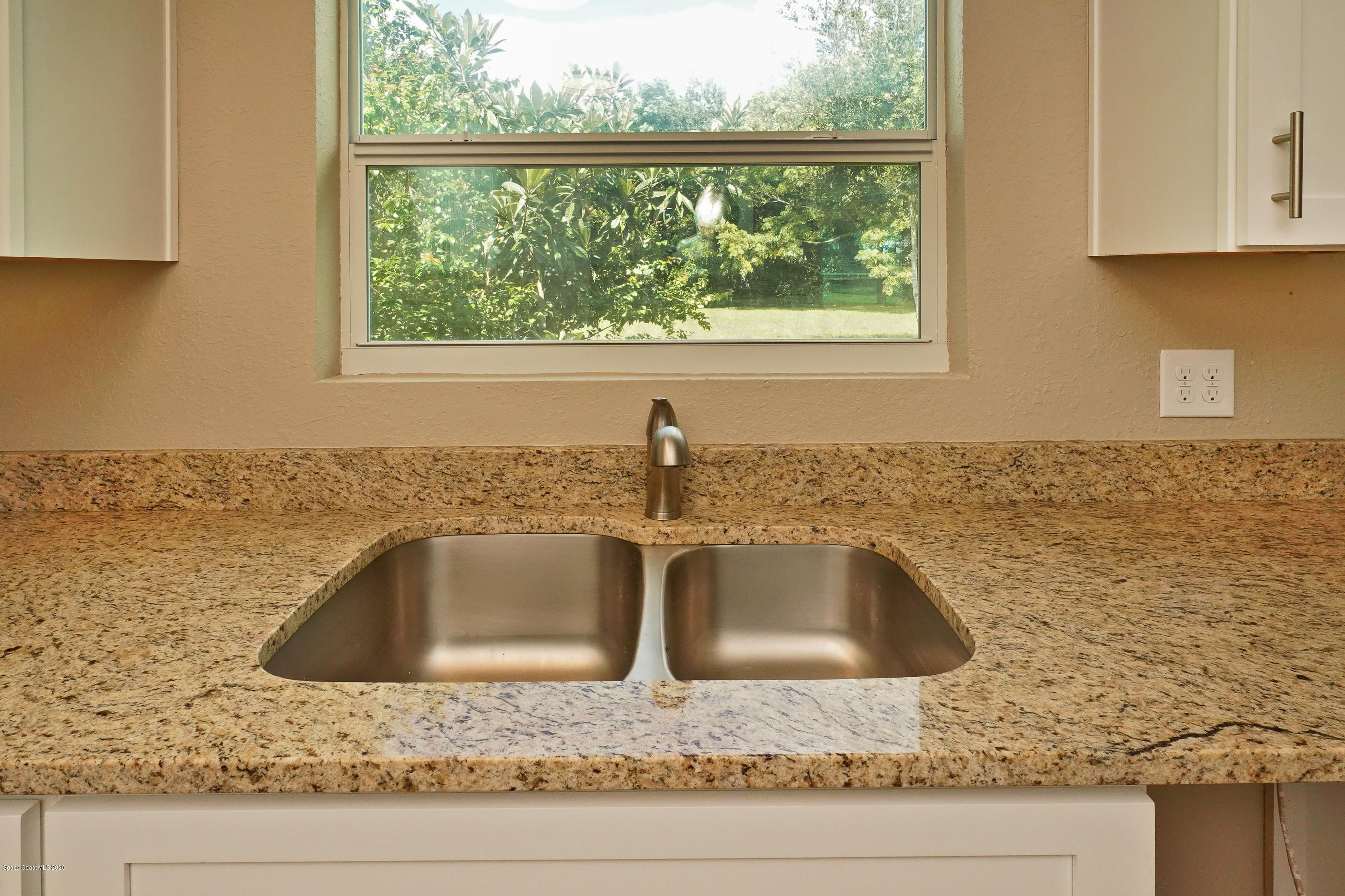 1260 Freil Road Northeast Palm Bay, FL 32905 - Photo 12 of 24 1260 Freil Rd NE-17
