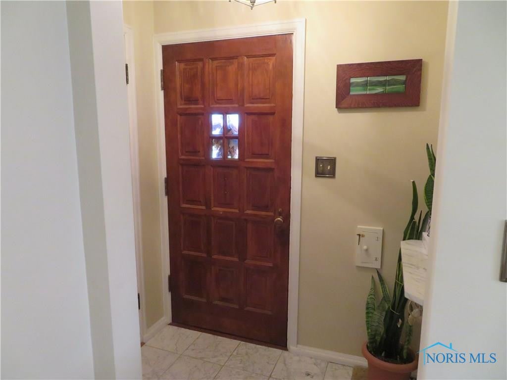 2360 Goddard Road Toledo, OH 43606 - Photo 5 of 29 Gallery Image 5