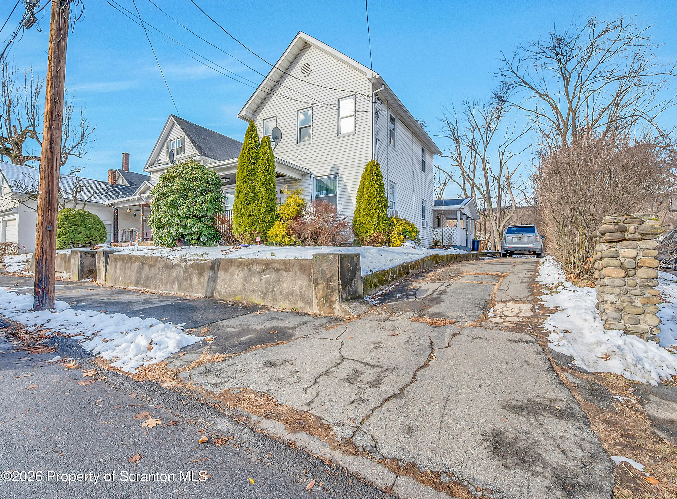 a view of entrance gate of house