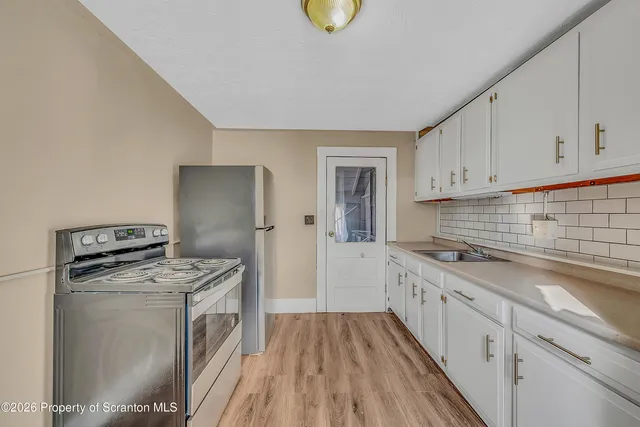 $995 | 107 2nd Street, Unit 2, Olyphant, PA 18447