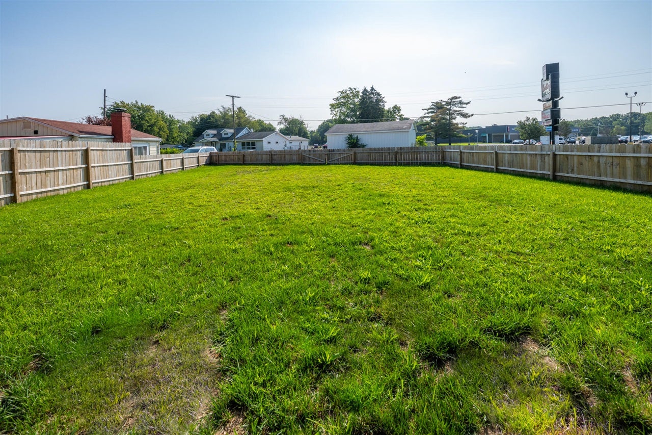 4617 North Coloma Road Coloma, MI 49038 - Photo 26 of 29 Gallery Image 26