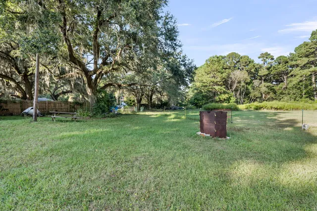 $599,000 | 445 Dupre Road, McClellanville, SC 29458