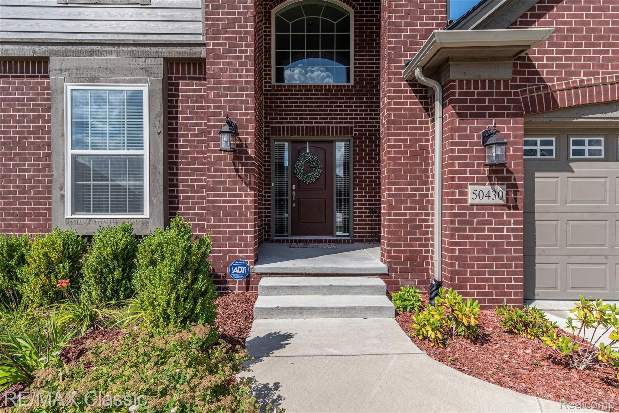 50430 Scarborough Road Canton, MI 48188 - Photo 4 of 46 002__37.jpg