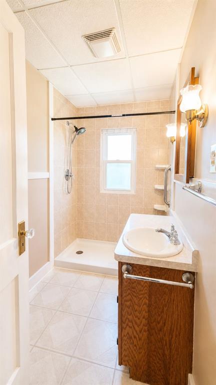 1006 Poe Street Vandergrift, PA 15690 - Photo 10 of 17